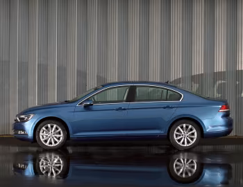 Volkswagen Passat SE [UK-spec] (B8) '2015–19