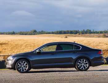 Volkswagen Passat SEL [UK-spec] (B8) '2019–22