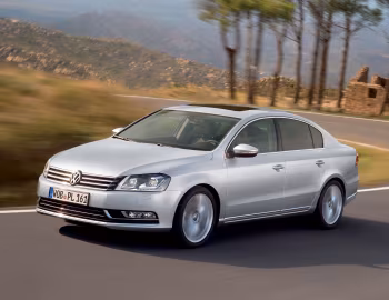 Volkswagen Passat TDI BlueMotion [Worldwide] (B7) '2010–13