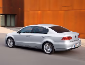 Volkswagen Passat TDI BlueMotion [Worldwide] (B7) '2010–13