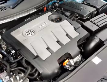 Bajo el capó Volkswagen Passat TDI BlueMotion Estate [UK-spec] (B7) '2010–15