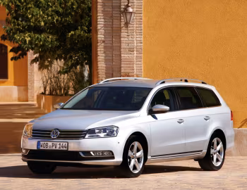 Volkswagen Passat TDI BlueMotion Variant [Worldwide] (B7) '2010–13