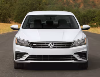 2016–19 Volkswagen Passat TSI R-Line [North America] (NMS) '2015–19