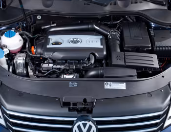Bajo el capó Volkswagen Passat TSI Variant [Worldwide] (B7) '2010–14