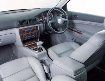 Interior Volkswagen Passat V6 4MOTION Sedan [South Africa] (B5+) '2000–05
