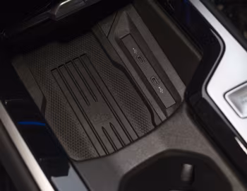 Interior Volkswagen Passat Variant R-Line [Japan] (B9) '2024–pr.