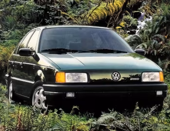 1992–93 Volkswagen Passat VR6 GLX Sedan [North America] (B3) '1991–93