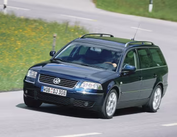 Volkswagen Passat W8 Variant (B5+) '2002–04