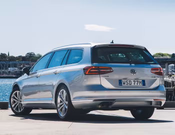 Volkswagen Passat Wagon BlueMotion [Australia] (B8) '2015–19