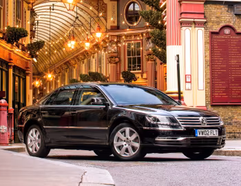Volkswagen Phaeton 3.0 V6 TDI [UK-spec] (Typ 3D) '10.2010–05.2015