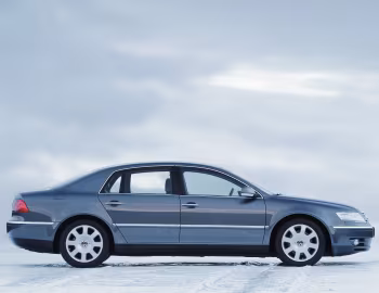 Volkswagen Phaeton 4.2 V8 [Worldwide] (Typ 3D) '05.2003–03.2007