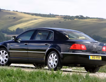 Volkswagen Phaeton V10 TDI [UK-spec] (Typ 3D) '12.2003–05.2006