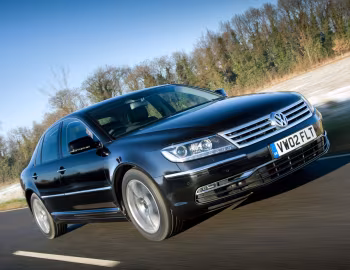 Volkswagen Phaeton 3.0 V6 TDI [UK-spec] (Typ 3D) '10.2010–05.2015
