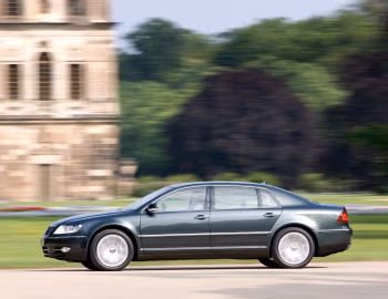Volkswagen Phaeton 4.2 V8 [Worldwide] (Typ 3D) '03.2007–03.2010
