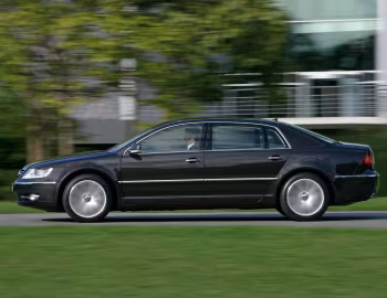 Volkswagen Phaeton 4.2 V8 [Worldwide] (Typ 3D) '03.2007–03.2010