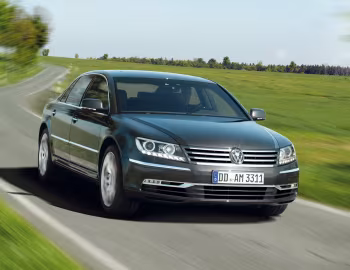 Volkswagen Phaeton V8 Long [Worldwide] '2010–16