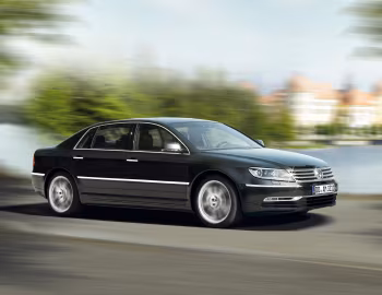Volkswagen Phaeton V8 Long [Worldwide] '2010–16