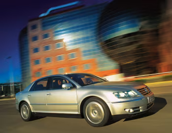 Volkswagen Phaeton W12 [Worldwide] (Typ 3D) '12.2001–03.2007