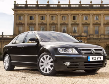 Volkswagen Phaeton W12 [UK-spec] '2007–10