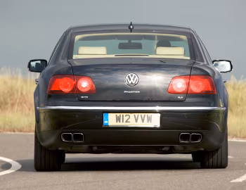 Volkswagen Phaeton W12 [UK-spec] '2007–10