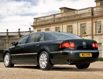 Volkswagen Phaeton W12 [UK-spec] '2007–10