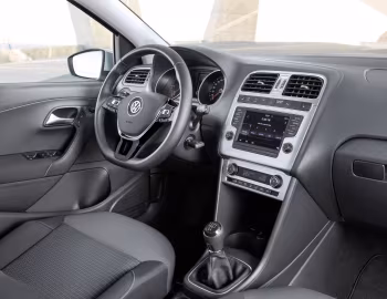 Interior Volkswagen Polo BlueMotion 5-door [Worldwide] (Typ 6C) '2014–17