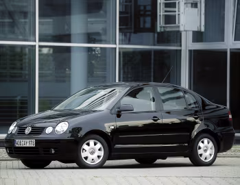 Volkswagen Polo 1.4 16V Limousine [EU-spec] (Typ 9N2) '2003–05