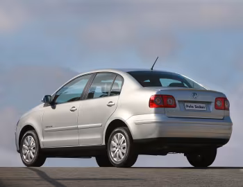Volkswagen Polo 2.0 8V Comfortline Sedan [Brazil] (Typ 9N4) '2006–08