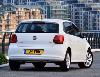 Volkswagen Polo 5-door [UK-spec] (Typ 6R) '2009–14