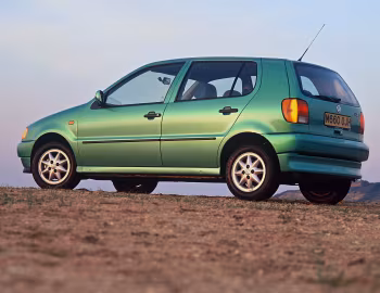 Volkswagen Polo 5-door [UK-spec] (Typ 6N) '1994–99