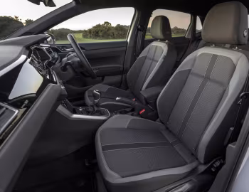 Interior Volkswagen Polo "Edition 50" [UK-spec] (Typ AW) '2025