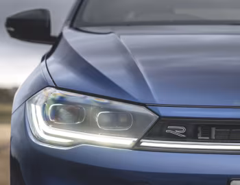 Volkswagen Polo R-Line "Black Edition" [UK-spec] (Typ AW) '2024–pr.