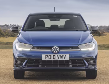 Volkswagen Polo R-Line "Black Edition" [UK-spec] (Typ AW) '2024–pr.