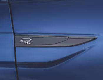 Volkswagen Polo R-Line "Black Edition" [UK-spec] (Typ AW) '2024–pr.