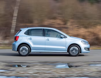 Volkswagen Polo BlueMotion 5-door [UK-spec] (Typ 6C) '2014–17