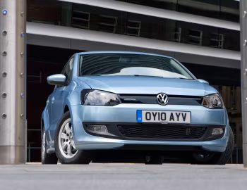 Volkswagen Polo BlueMotion 5-door [UK-spec] (Typ 6R) '2010–14