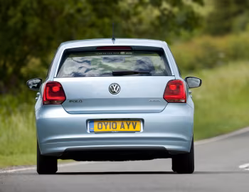 Volkswagen Polo BlueMotion 5-door [UK-spec] (Typ 6R) '2010–14