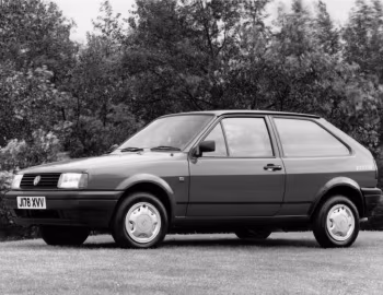 Volkswagen Polo "Boulevard" Coupe [UK-spec] (Typ 86C) '1993