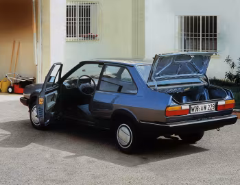 Volkswagen Polo Stufenheck [Worldwide] (Typ 86C) '01.1985–09.1990
