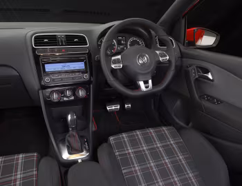 Interior Volkswagen Polo GTI 5-door [Australia] (Typ 6R) '2010–15