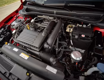 Bajo el capó Volkswagen Polo GTS [Latam] (Typ AW) '2023–pr.