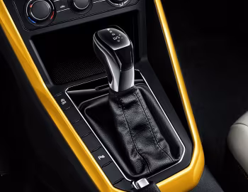 Интерьер Volkswagen Polo Plus [China] (Typ AW) '2019–н.в.