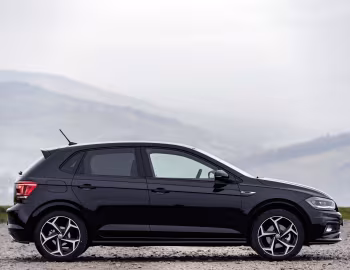 Volkswagen Polo R-Line [UK-spec] (Typ AW) '2017–21