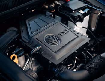 Bajo el capó Volkswagen Polo R-Line [Ireland] (Typ AW) '2017–21