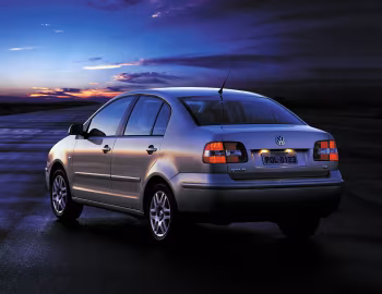 Volkswagen Polo Sedan [Latam] (Typ 9N2) '2003–05