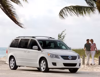 2009–13 Volkswagen Routan [North America] '2008–10.2013