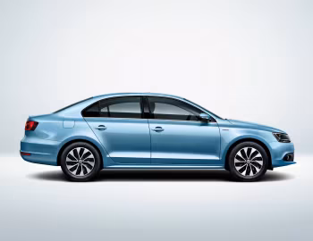 Volkswagen Sagitar Bluemotion '2013–15