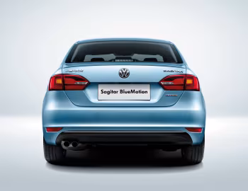 Volkswagen Sagitar Bluemotion '2013–15