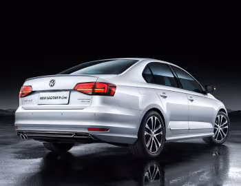 Volkswagen Sagitar R-Line '2016–19