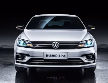Volkswagen Sagitar R-Line '2016–19